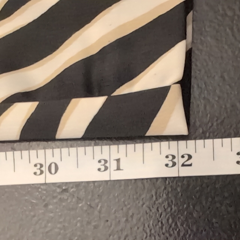 Zebra Pattern Pants - Picture 12 of 12